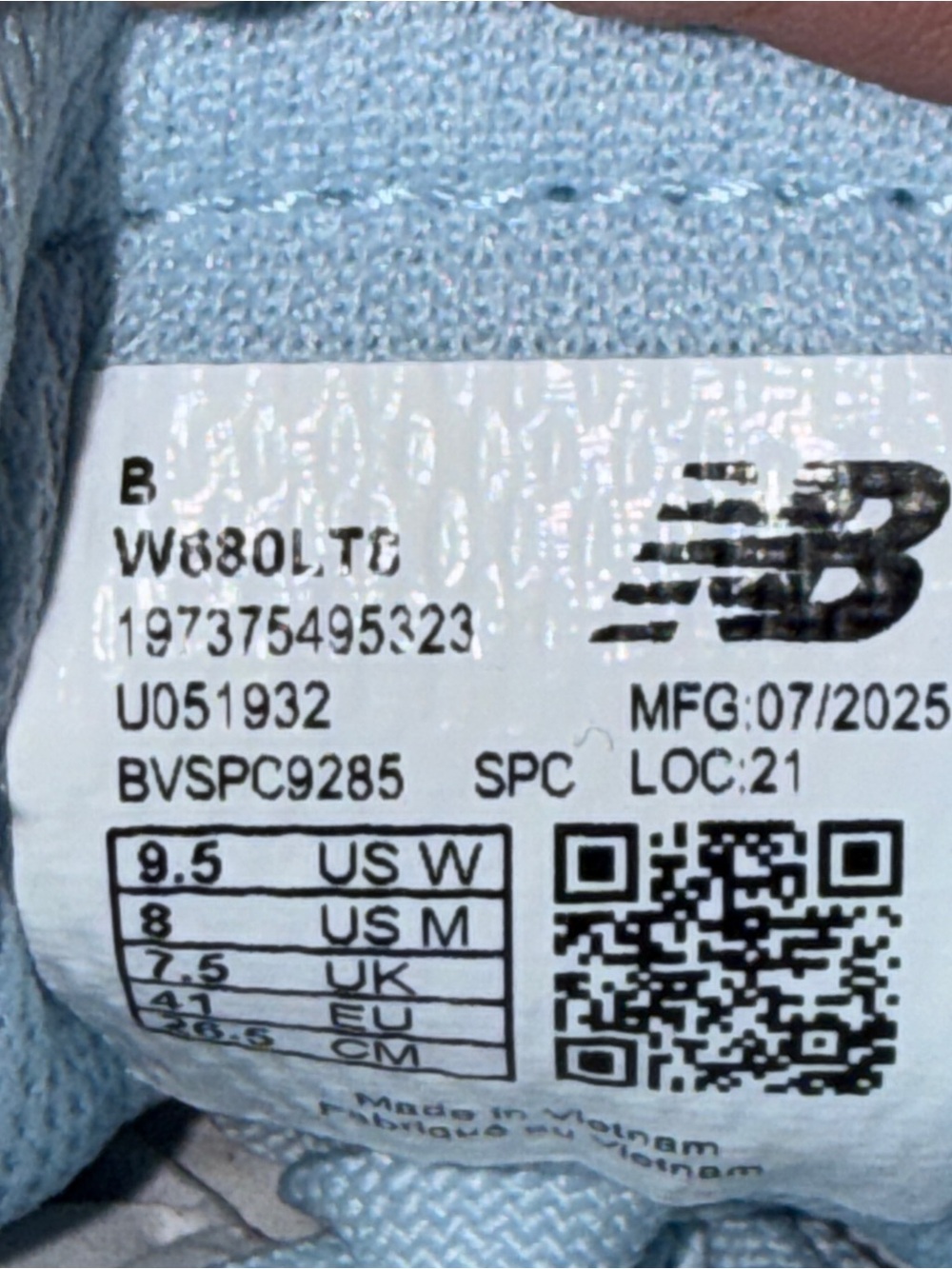 New Balance 680v8 Sneakers 👟💙 Women’s 9.5 or 8 Men’s Light Blue W680LT8 NEW - Picture 7 of 13